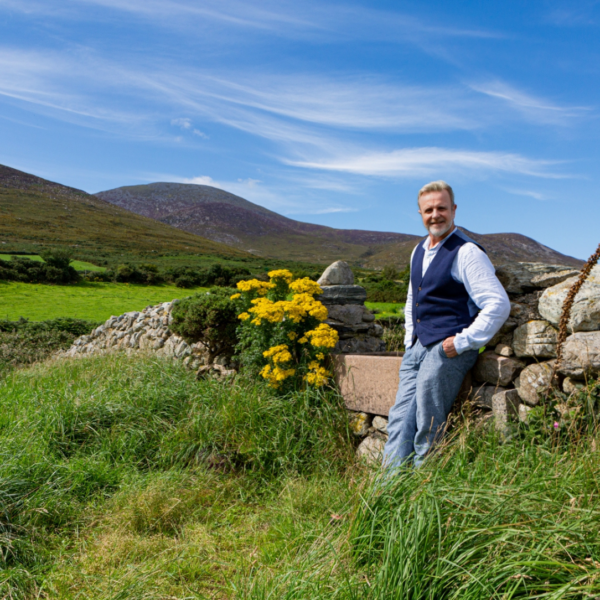 Re-discover the Emerald Isle with Irish Singer Michael Londra