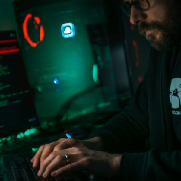 Cybersecurity Solutions-Vanta Raises $150M Series C, Hits $2.45B Valuation